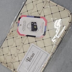 Medium Periea Purse Organizer